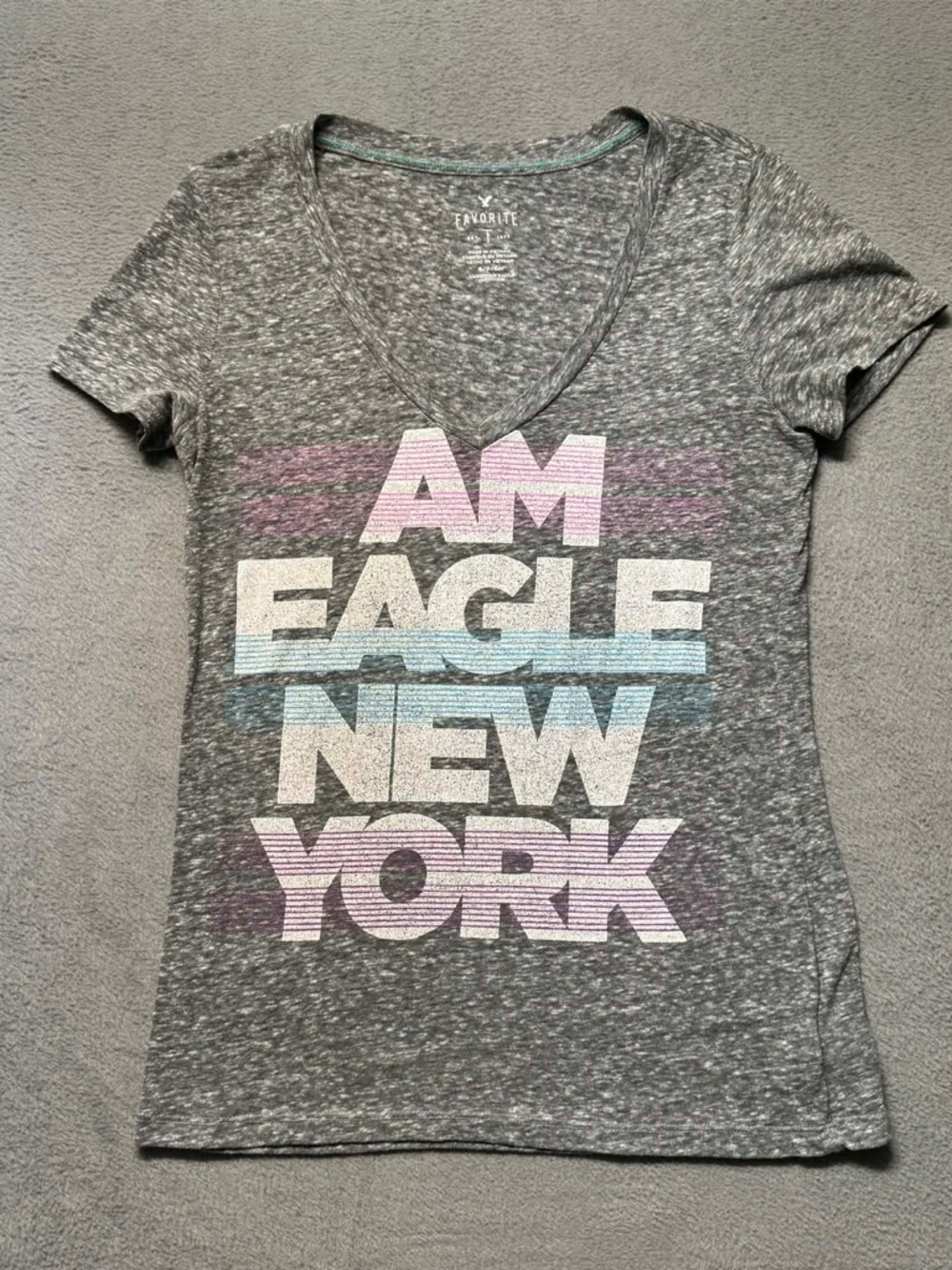 American Eagle Womens Small Graphic Tee Gray New York Logo Streetwear EUC